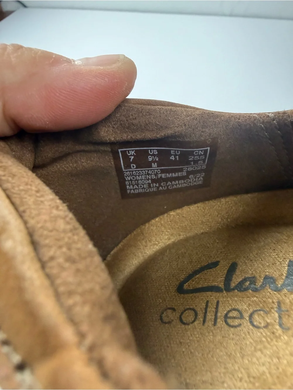 Clarks Collection Womens 9.5 Roseville Dot Loafer Tan Beige Leather Slip On